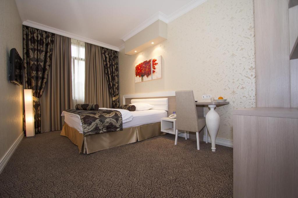 Hotel Talija Banyaluka Oda fotoğraf
