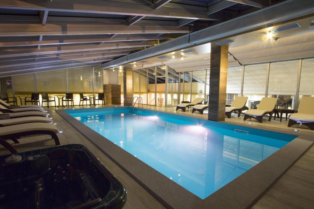 Hotel Talija Banyaluka Dış mekan fotoğraf