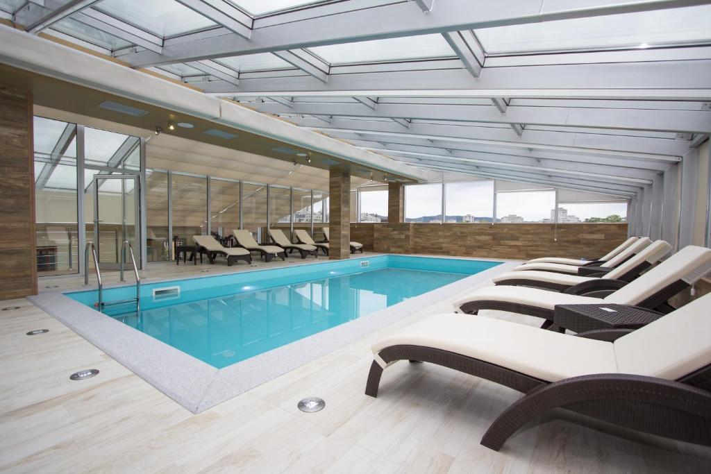 Hotel Talija Banyaluka Dış mekan fotoğraf
