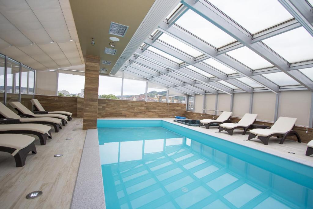 Hotel Talija Banyaluka Dış mekan fotoğraf
