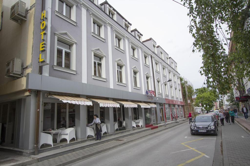 Hotel Talija Banyaluka Dış mekan fotoğraf