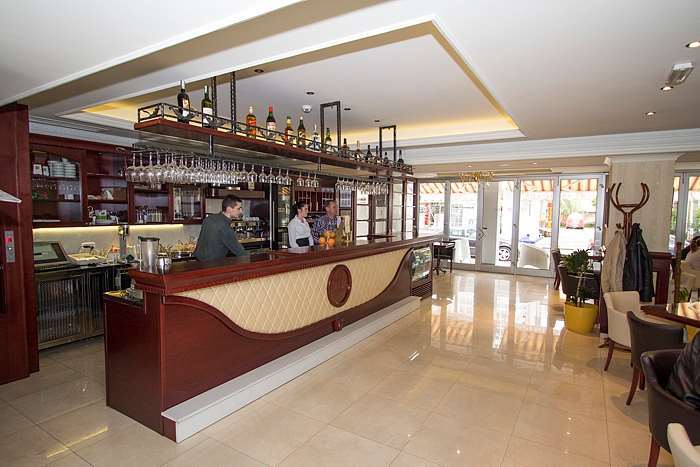 Hotel Talija Banyaluka Restoran fotoğraf